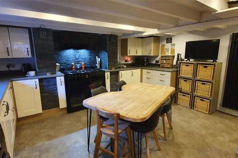 7 Arthur Terrace, Farsley, Pudsey, LS28 5DW
