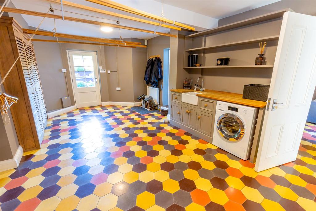 15 Leam Terrace Medium-52.jpg