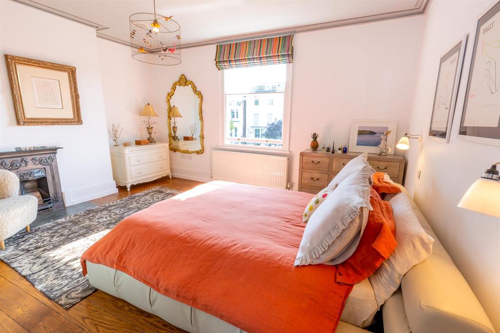 15 Leam Terrace Medium-34.jpg
