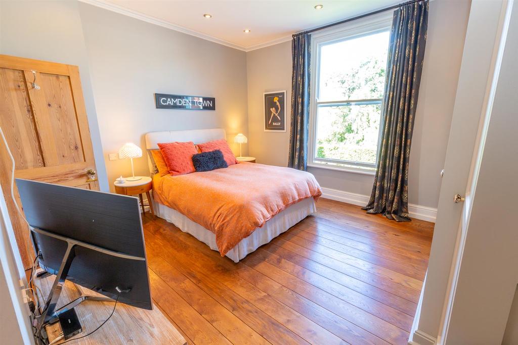15 Leam Terrace Medium-45.jpg