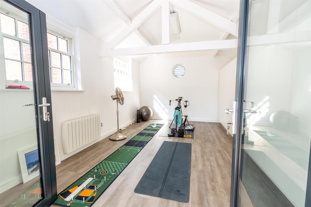 15 Leam Terrace Medium-106.jpg