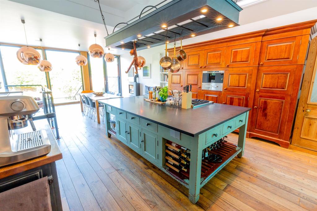 15 Leam Terrace Medium-93.jpg