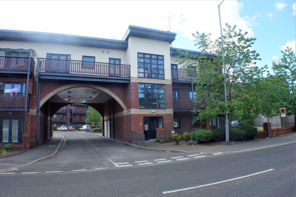 Canalside, Water Street, Radcliffe, M26 3BS 2 bed apartment £550 pcm