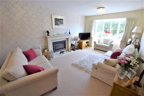 Hollybush Sling Lane, Fernhill Heath, Worcester, WR3 8RH