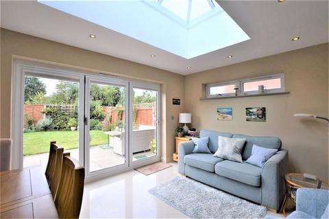 Hollybush Sling Lane, Fernhill Heath, Worcester, WR3 8RH