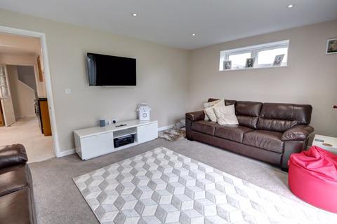 23 Brownhill Road, North Baddesley, Southampton, SO52 9EY