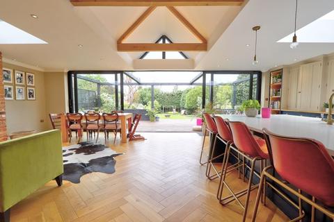 31 Rownhams Road, North Baddesley, Southampton, SO52 9ES