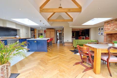 31 Rownhams Road, North Baddesley, Southampton, SO52 9ES