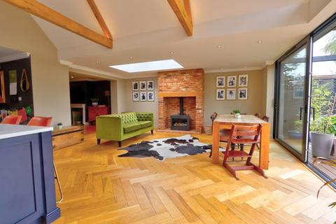 31 Rownhams Road, North Baddesley, Southampton, SO52 9ES