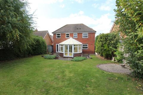 47 Barkus Close, Southam, CV47 1GB