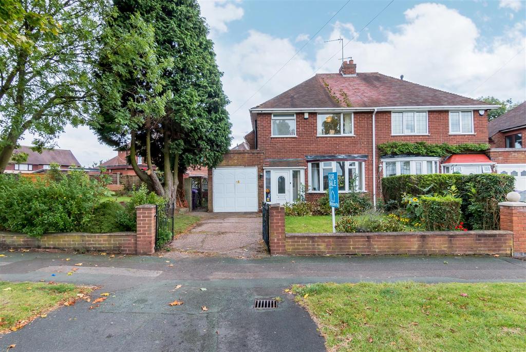 Linthouse Lane, Wolverhampton, WV11 3TT 3 bed semidetached house £