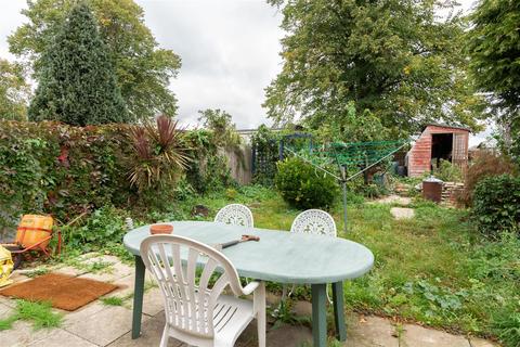 29 Island Farm Road, West Molesey, KT8 2LJ