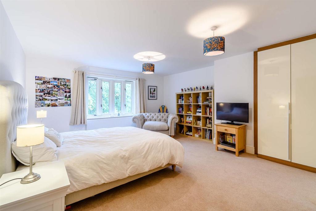 Main Bedroom