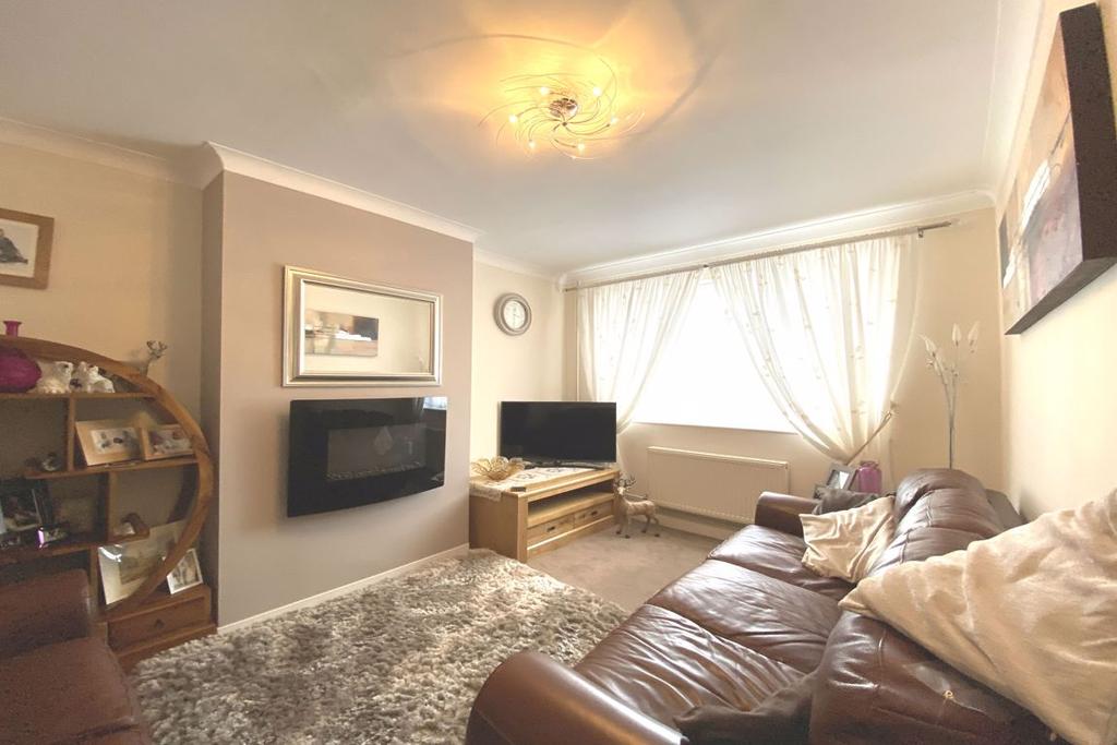 Knights Lane, Kingsthorpe, Northampton 2 bed bungalow £239,995