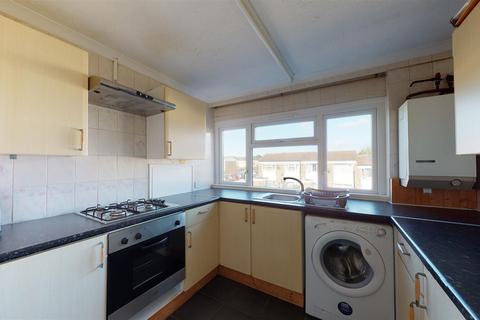 12 Nethersole Close, Canterbury, CT2 7DP