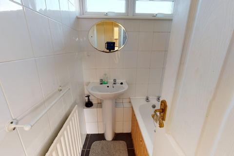 12 Nethersole Close, Canterbury, CT2 7DP