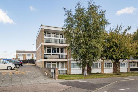 12 Nethersole Close, Canterbury, CT2 7DP