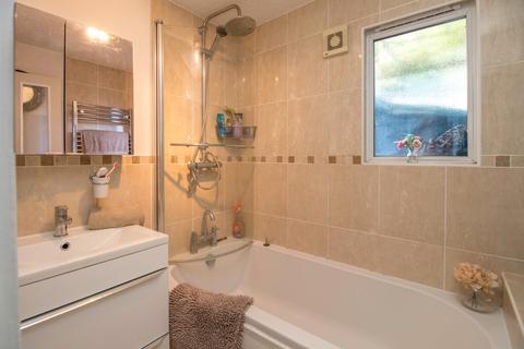 27 Minerva Avenue, Dover, CT16 2PF