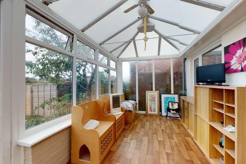 10 Albert Road, Capel Le Ferne, Folkestone, CT18 7JY