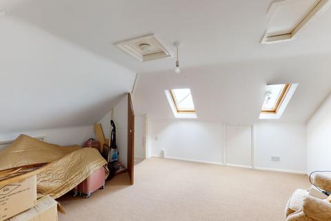 10 Albert Road, Capel Le Ferne, Folkestone, CT18 7JY