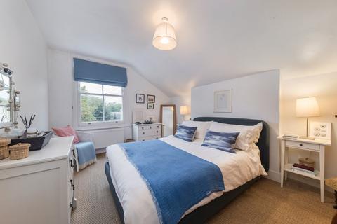 29 Ravenslea Road, London, SW12 8SL