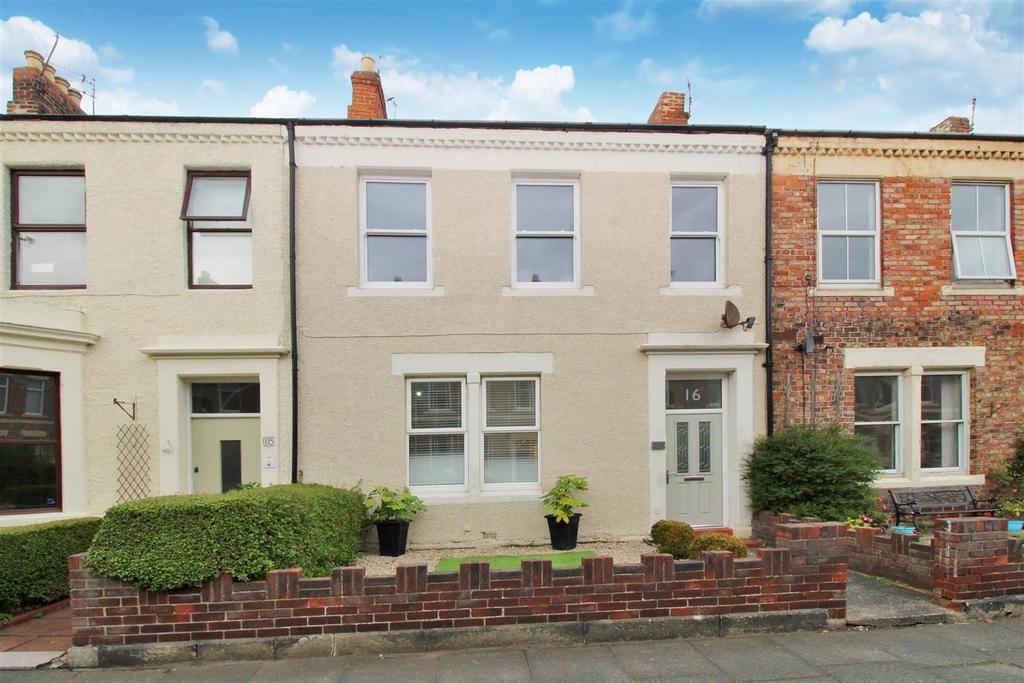 Prudhoe Terrace, Tynemouth, North Shields 2 bed flat £249,000