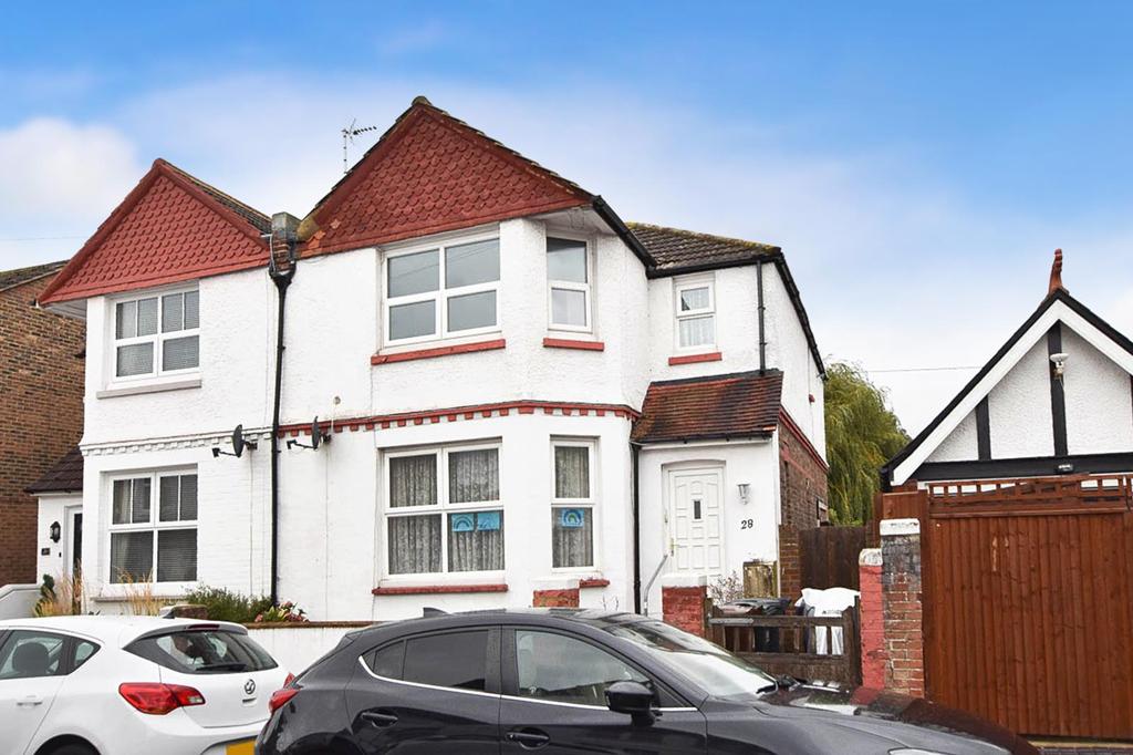 Annington Road, Eastbourne 3 bed semidetached house for sale £290,000