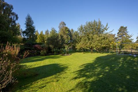 49 Meadowfields Drive, York, YO31 9HW