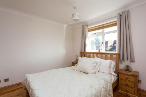 49 Meadowfields Drive, York, YO31 9HW