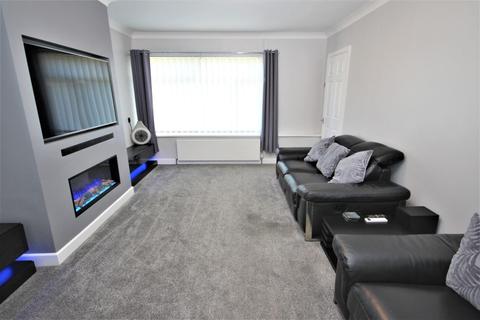 17 Dodsworth Walk, Hartlepool, TS27 3PF