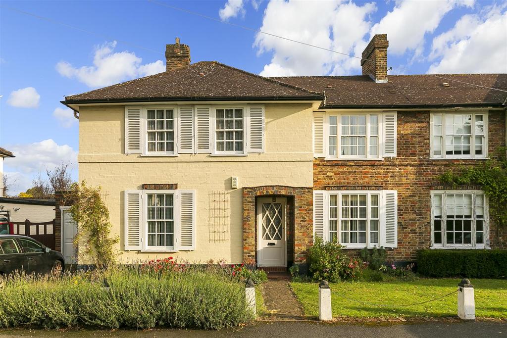 Grove Terrace, Teddington 4 bed semidetached house £1,250,000