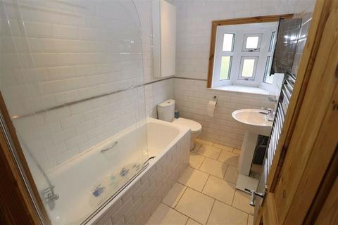 55a Manley Road, Manchester, M16 8HP