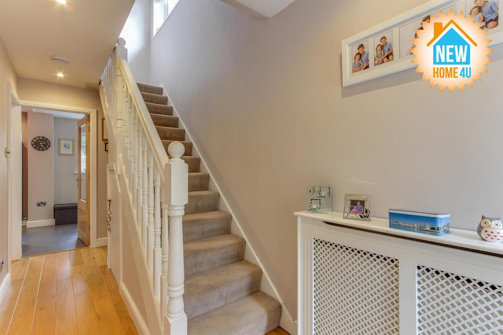 Entrance hall: