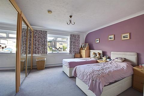 2 Pages Lane, Bexhill-on-sea, TN39 3RD