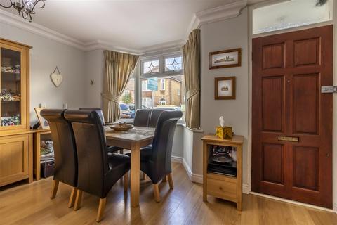 23 Crescent Avenue, Grays, RM17 6AZ