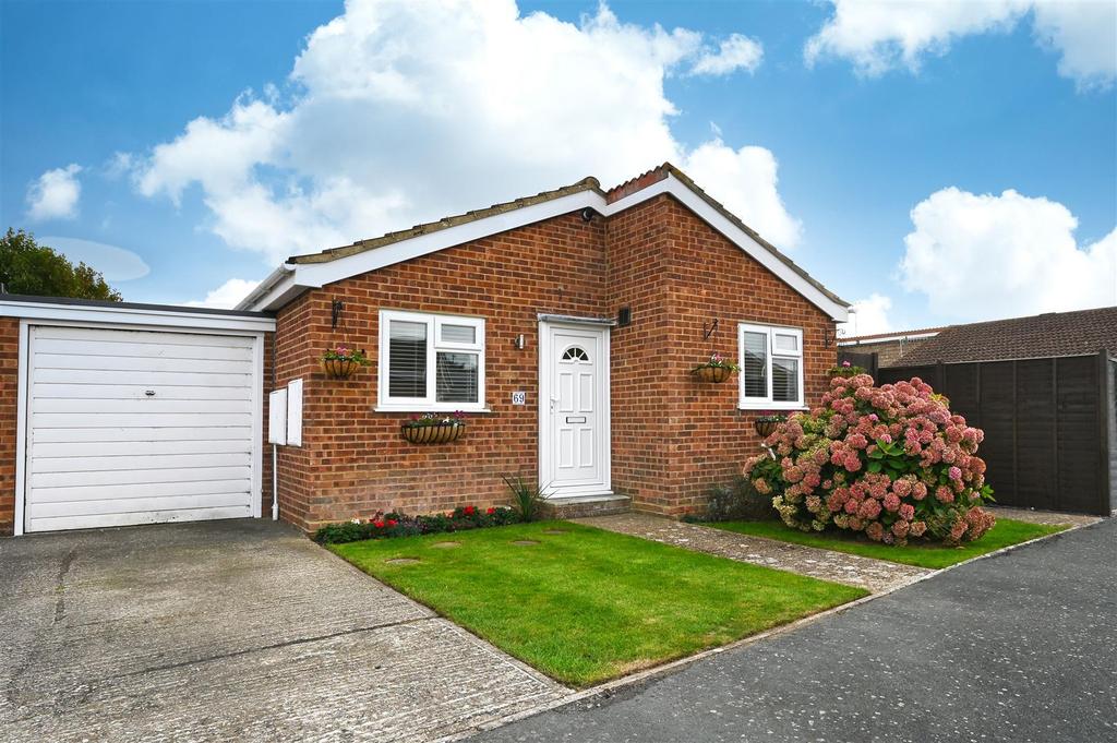 Addison Way, North Bersted, Bognor Regis 2 bed detached bungalow £289,999