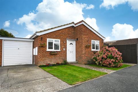 69 Addison Way, Bognor Regis, PO22 9HZ