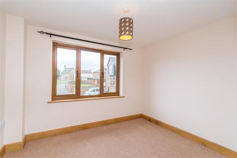 7 Iter Court, Bow, Crediton, EX17 6BZ
