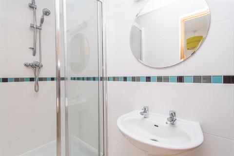 7 Iter Court, Bow, Crediton, EX17 6BZ