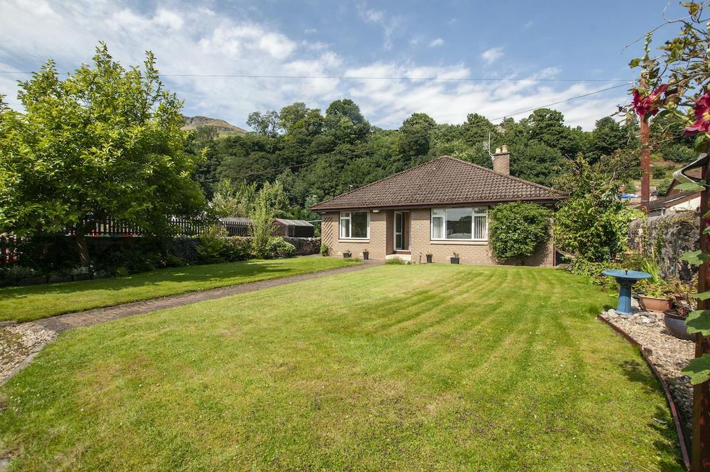 24 Main Street West, Menstrie, Clackmannanshire, FK11 7BS 4 bed