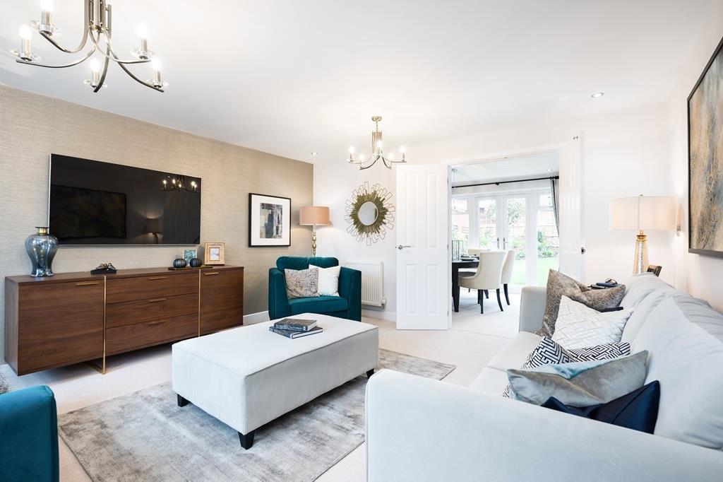 Spacious lounge