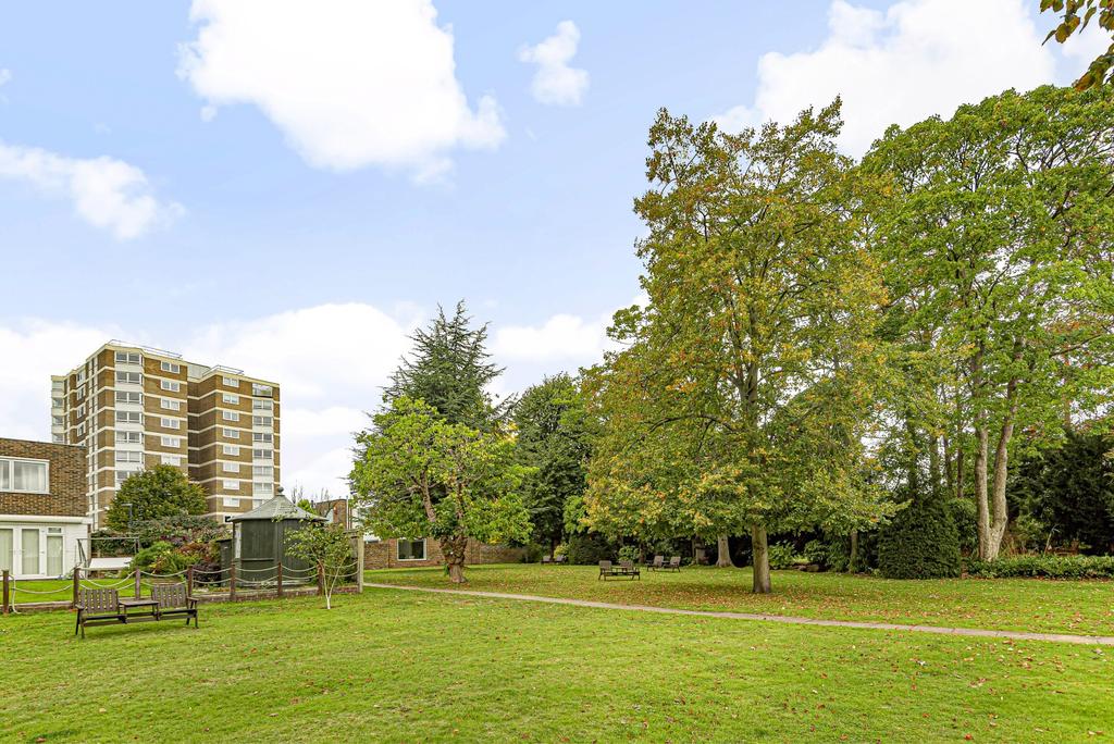 Communal gardens