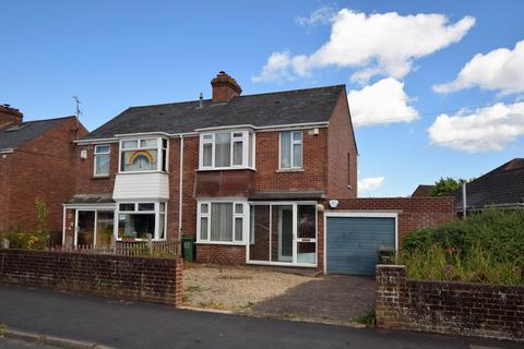 79 Cowick Lane, Exeter, EX2 9HJ