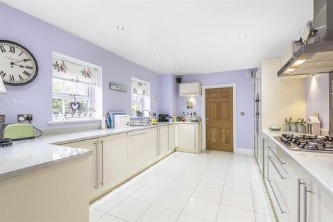6 The Willows, Dalton, Thirsk, YO7 3NJ
