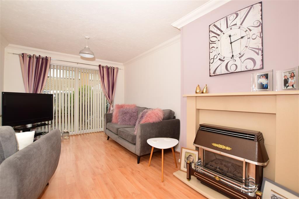 Vincent Close, Broadstairs, Kent 3 bed terraced house £265,000