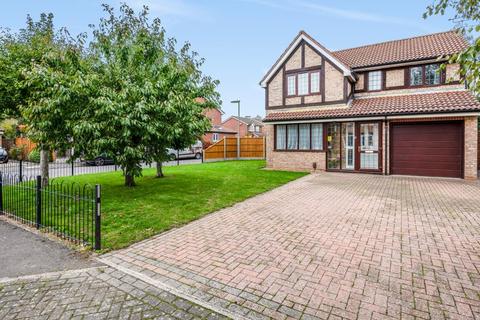 26 Wychwood Close, Sunbury-on-thames, TW16 7RF