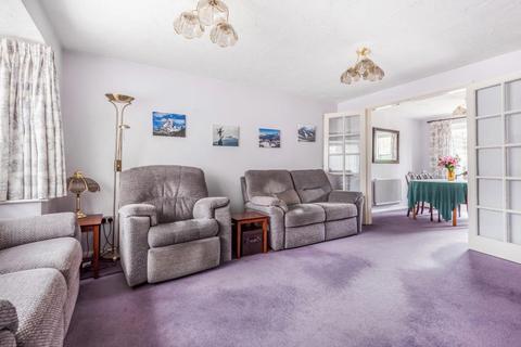26 Wychwood Close, Sunbury-on-thames, TW16 7RF
