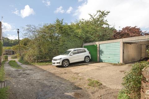 128 Binscombe, Godalming, GU7 3QL