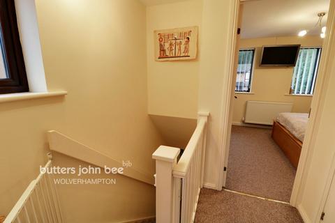 16 Welney Gardens, Pendeford, Wolverhampton, WV9 5RY