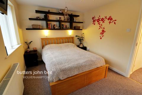 16 Welney Gardens, Pendeford, Wolverhampton, WV9 5RY